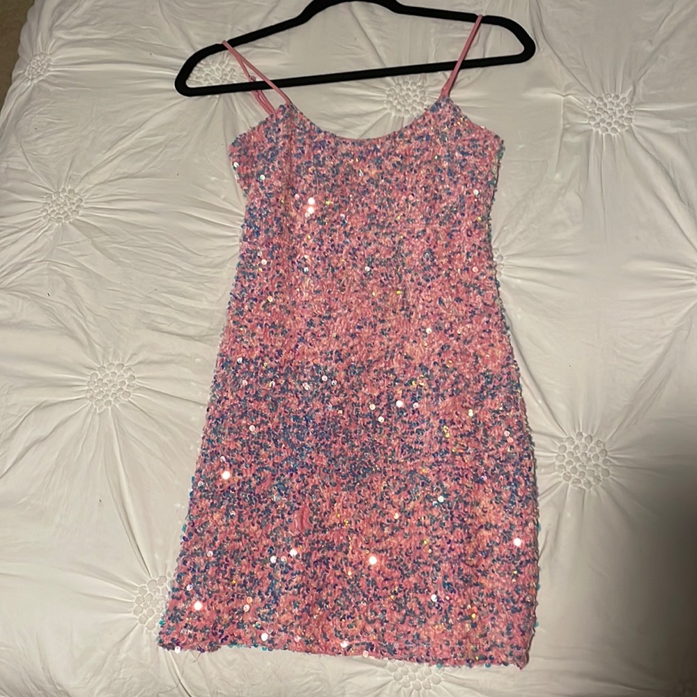 Pink sequins homecoming dress